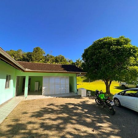 Casa Ampla Ha 8 Minutos Do Centro Villa Pomerode Dış mekan fotoğraf